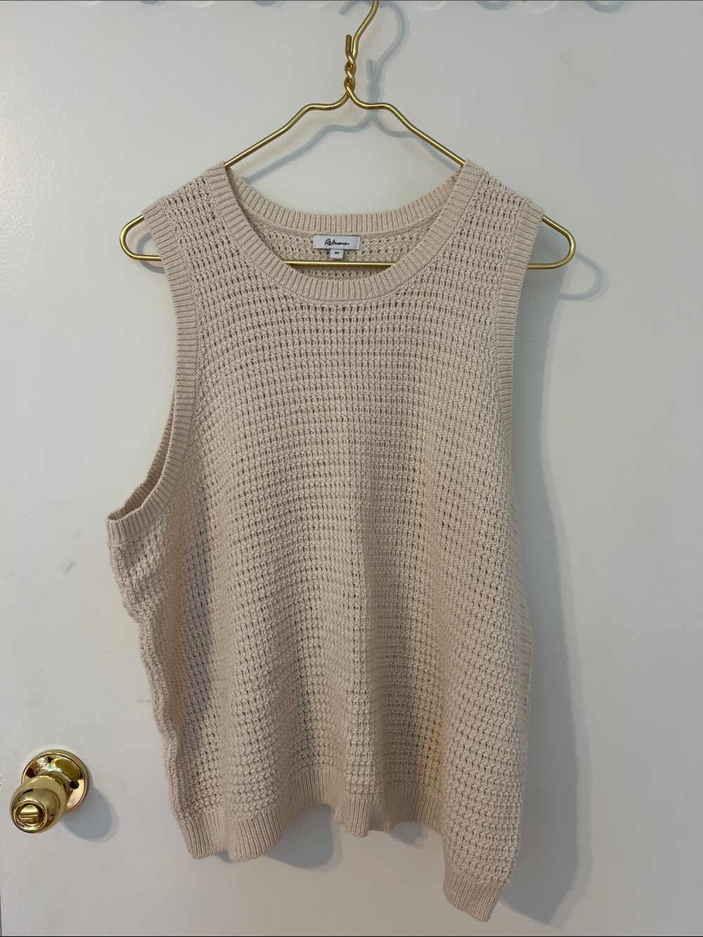 Reitmans Cream Sleeveless Knit Sweater Vest
